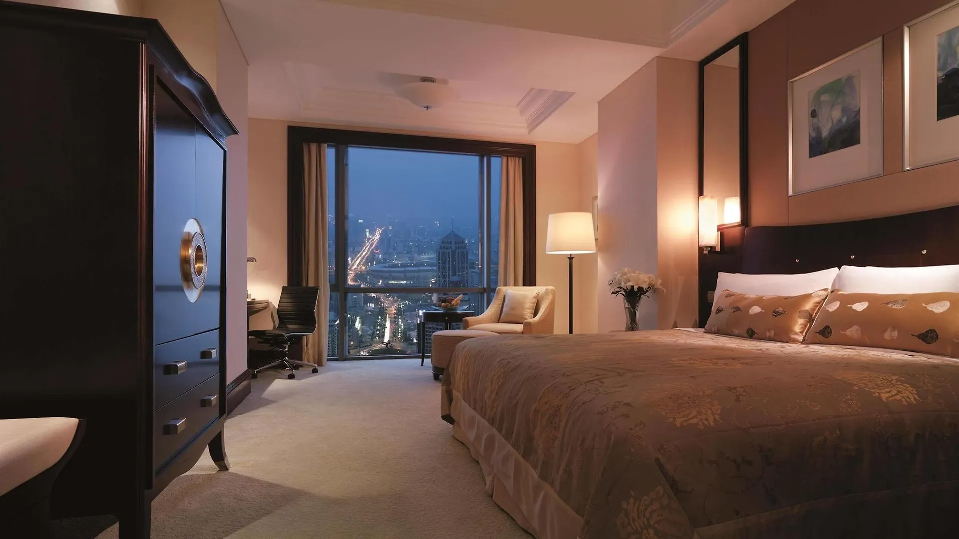 Shangri-La Suzhou Szucsou 5*,